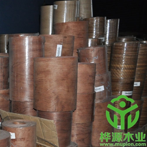 花梨無(wú)紡布木皮0.3mm手工貼，花梨薄皮板面漂亮